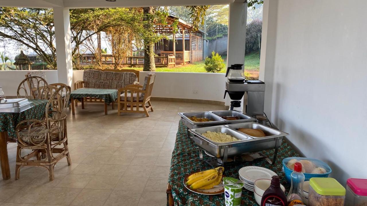 Banda Lodge Masaka Extérieur photo