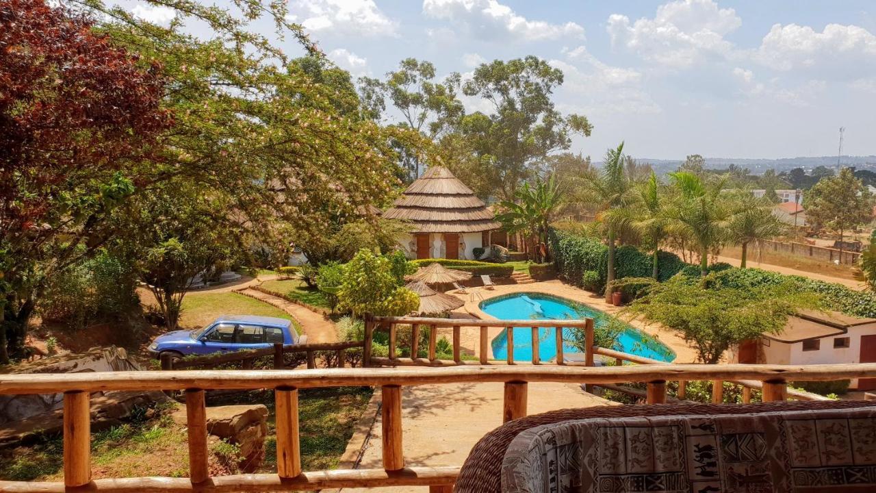 Banda Lodge Masaka Extérieur photo