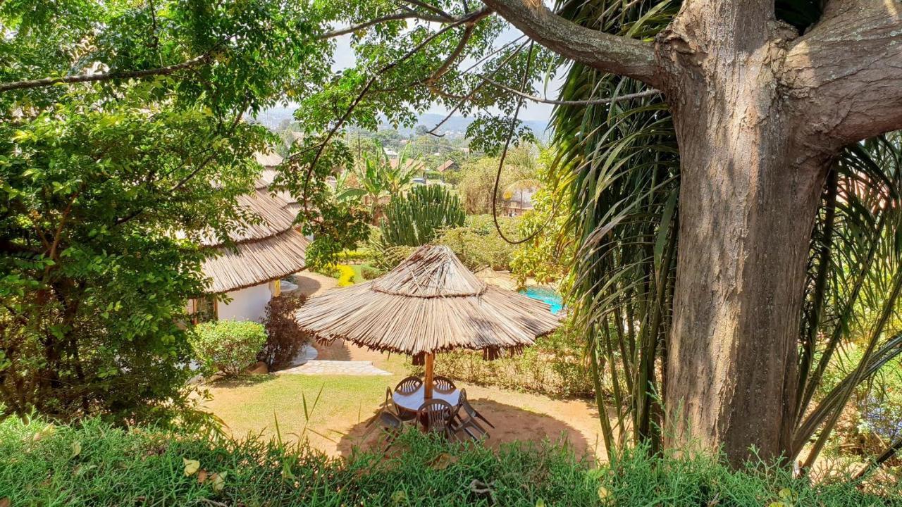 Banda Lodge Masaka Extérieur photo